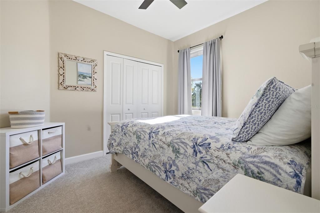 For Sale: $415,000 (3 beds, 2 baths, 1414 Square Feet)