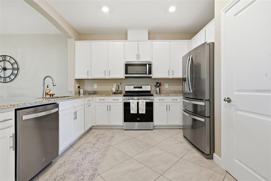 For Sale: $415,000 (3 beds, 2 baths, 1414 Square Feet)