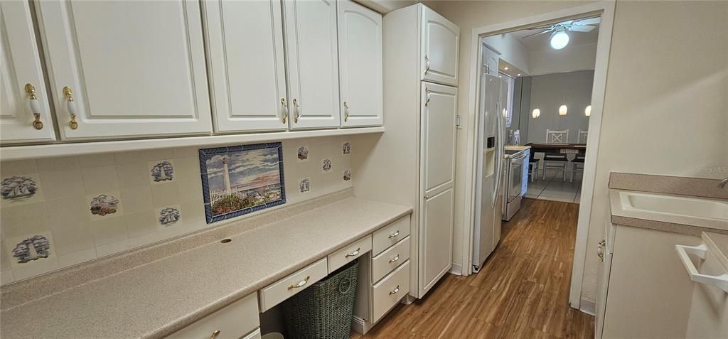 For Rent: $2,300 (1 beds, 1 baths, 1025 Square Feet)