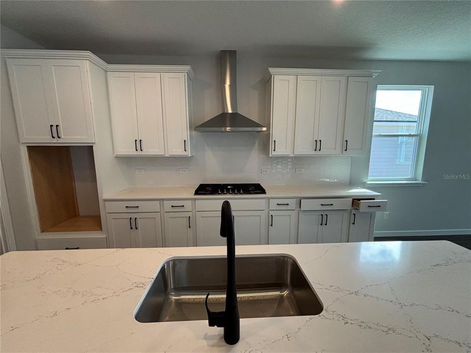 На продажу: $529,490 (3 спален, 3 ванн, 2470 Квадратных фут)