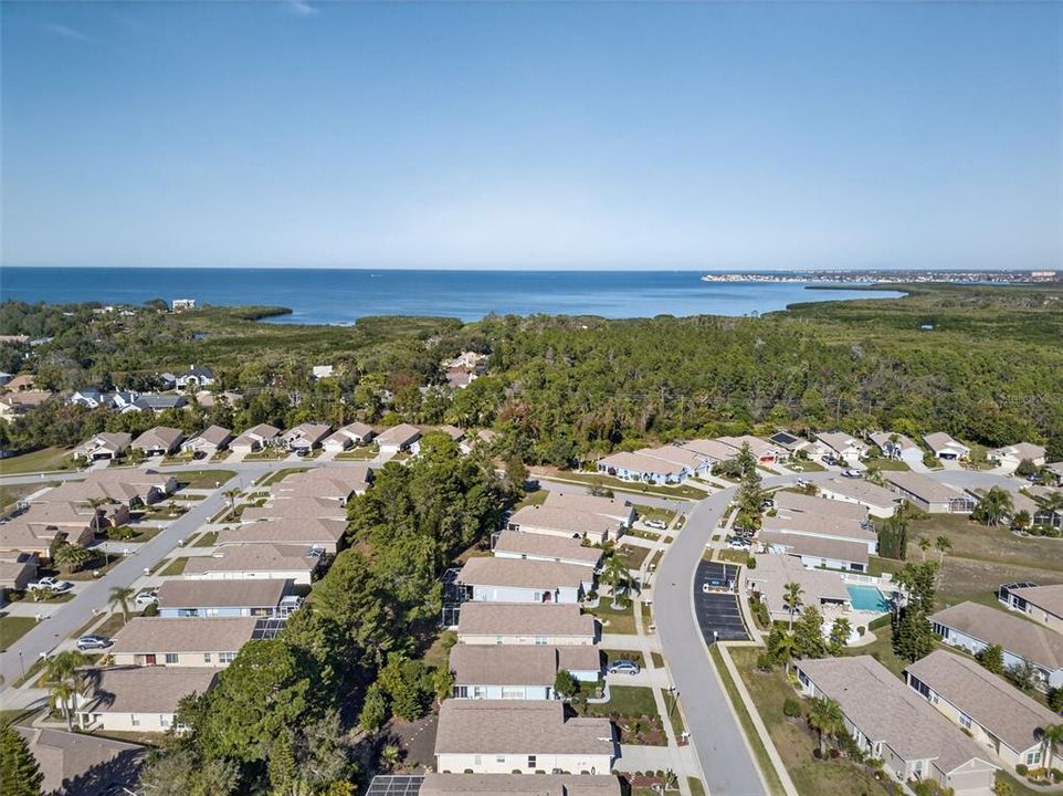 For Sale: $325,000 (2 beds, 2 baths, 1280 Square Feet)