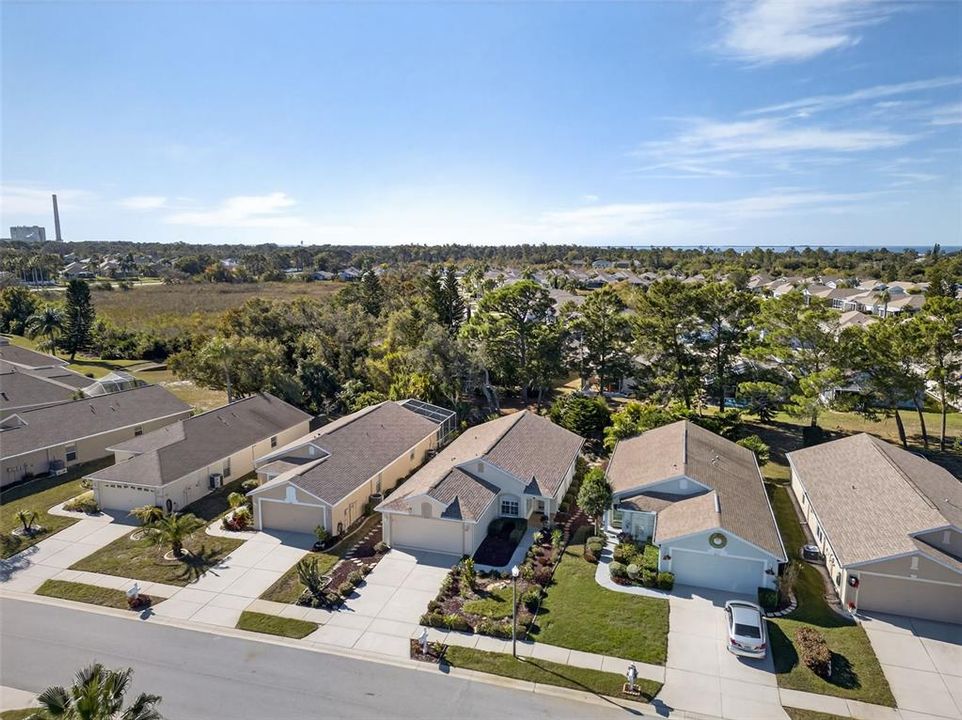 For Sale: $325,000 (2 beds, 2 baths, 1280 Square Feet)