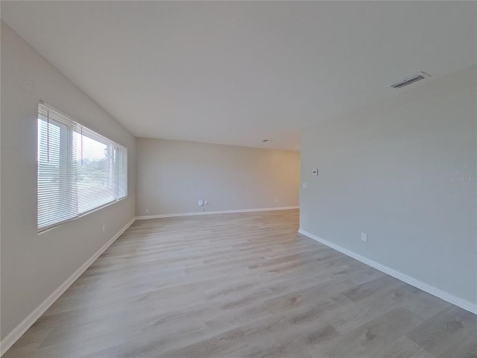 В аренду: $2,719 (3 спален, 2 ванн, 1488 Квадратных фут)