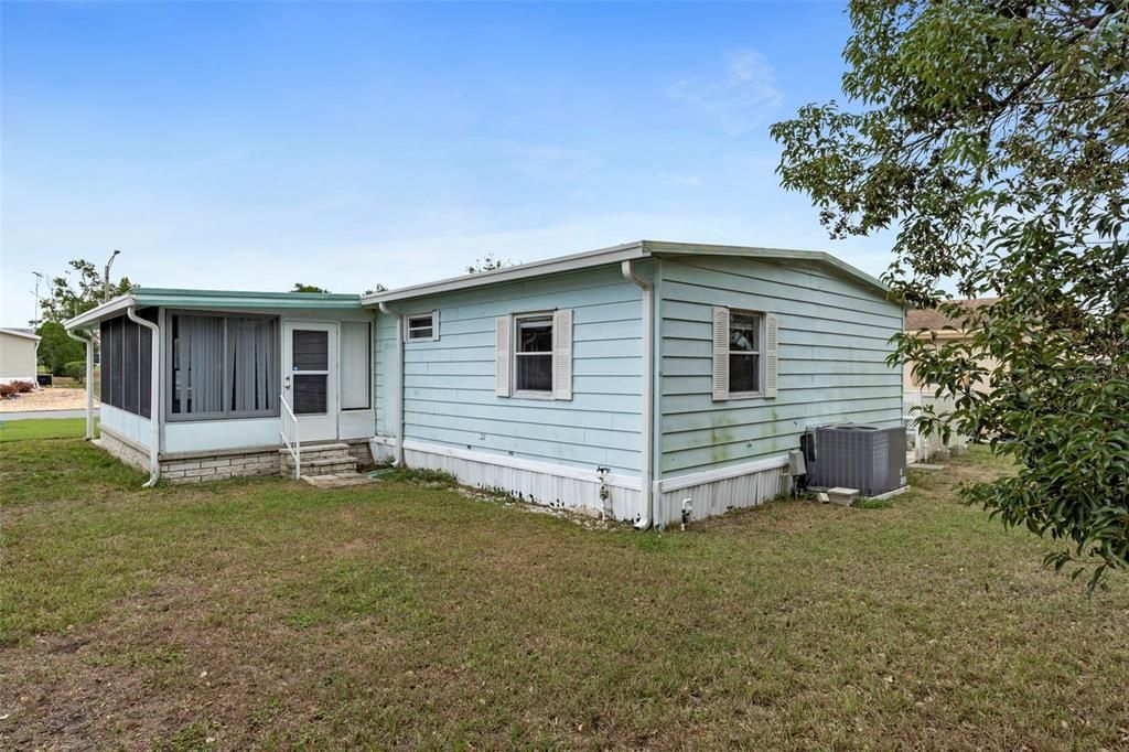 En Venta: $169,900 (2 camas, 2 baños, 1056 Pies cuadrados)