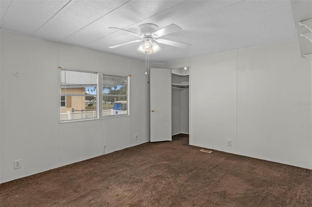 En Venta: $169,900 (2 camas, 2 baños, 1056 Pies cuadrados)