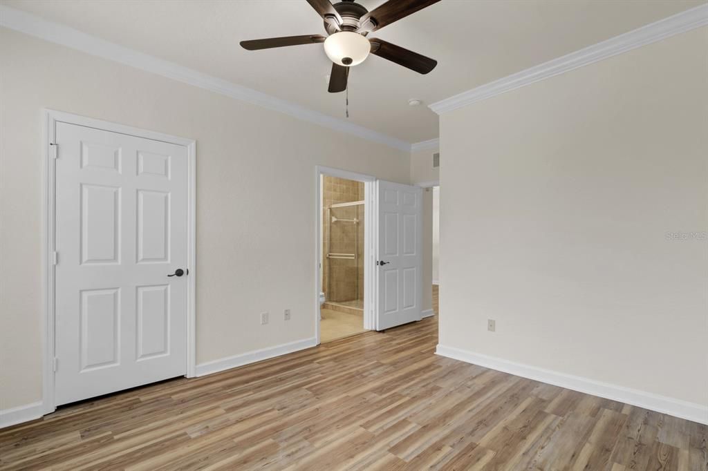 For Sale: $219,900 (2 beds, 2 baths, 1134 Square Feet)