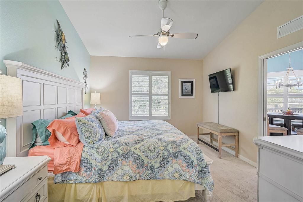 En Venta: $287,000 (3 camas, 2 baños, 1383 Pies cuadrados)