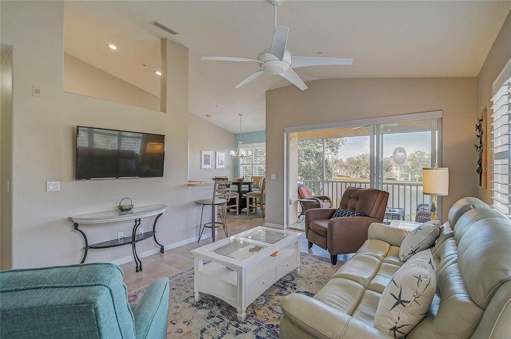 En Venta: $287,000 (3 camas, 2 baños, 1383 Pies cuadrados)