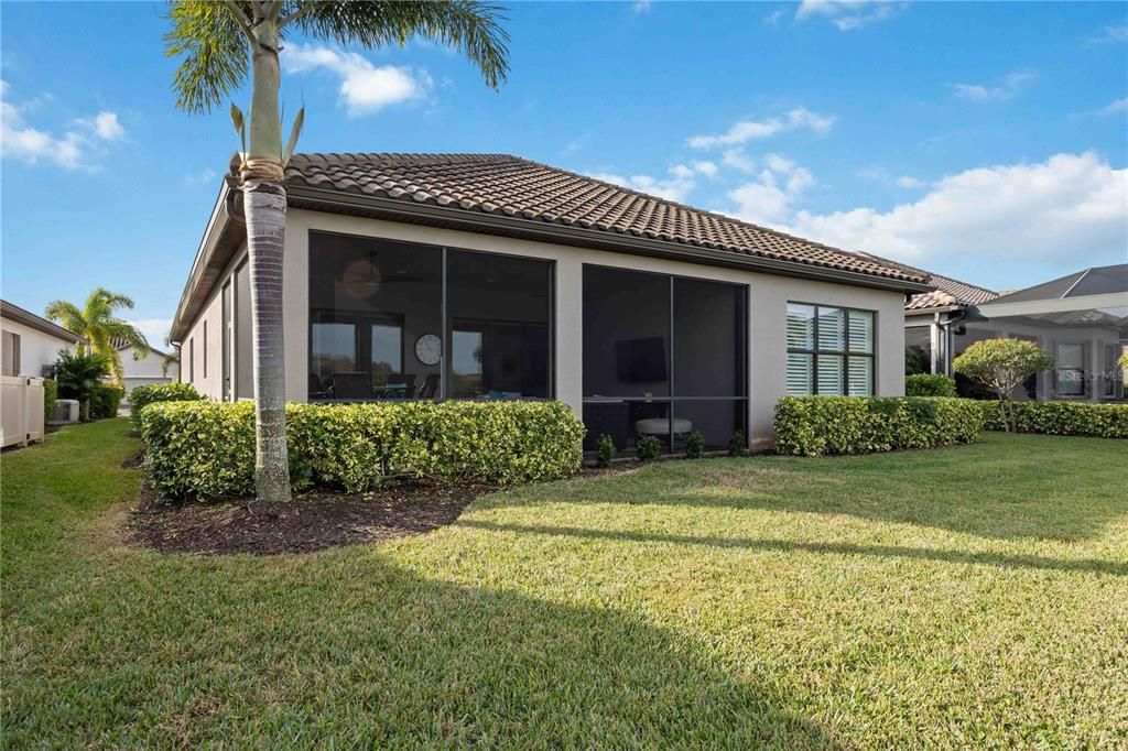 For Rent: $4,000 (3 beds, 3 baths, 2275 Square Feet)