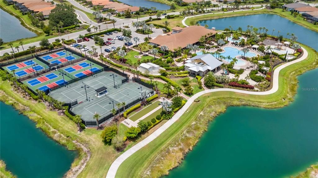 For Rent: $4,000 (3 beds, 3 baths, 2275 Square Feet)