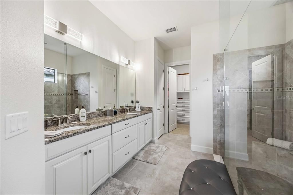 For Rent: $4,000 (3 beds, 3 baths, 2275 Square Feet)