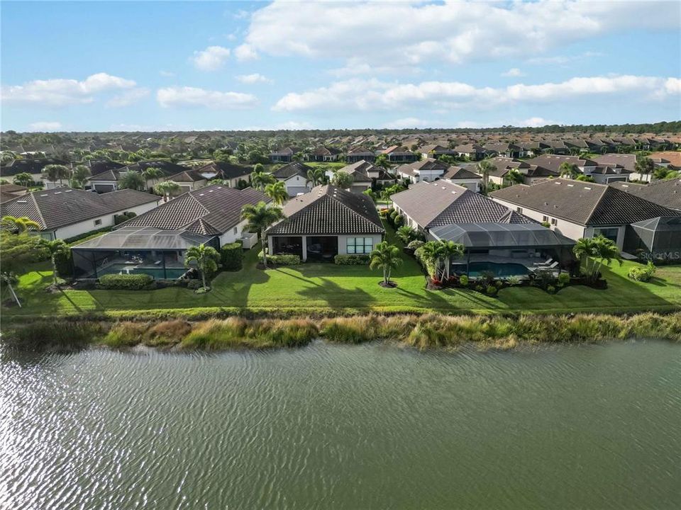 For Rent: $4,000 (3 beds, 3 baths, 2275 Square Feet)