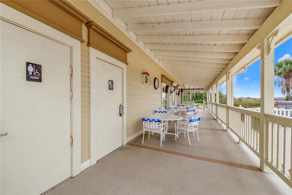 En Venta: $280,000 (2 camas, 2 baños, 1747 Pies cuadrados)