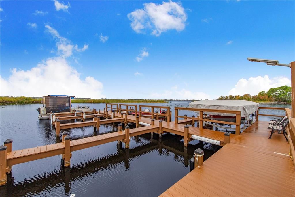 En Venta: $280,000 (2 camas, 2 baños, 1747 Pies cuadrados)