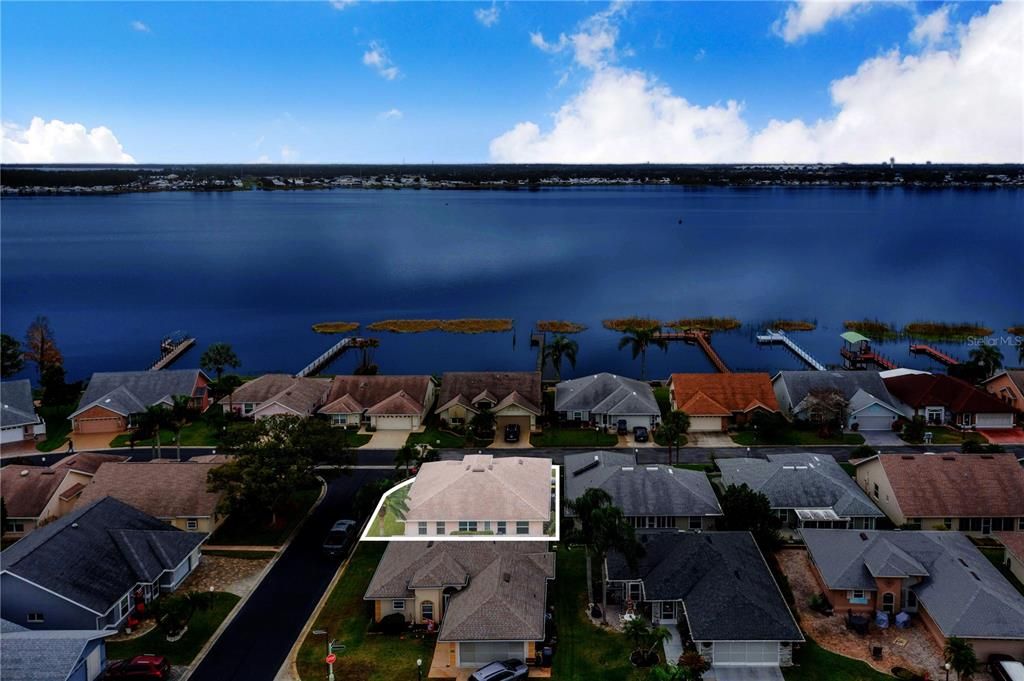 En Venta: $280,000 (2 camas, 2 baños, 1747 Pies cuadrados)