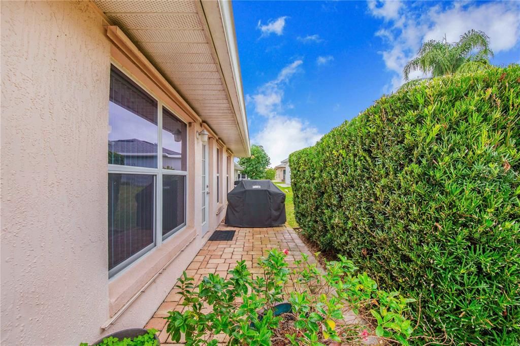 En Venta: $280,000 (2 camas, 2 baños, 1747 Pies cuadrados)