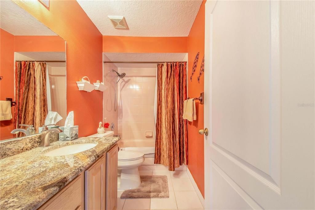 En Venta: $280,000 (2 camas, 2 baños, 1747 Pies cuadrados)