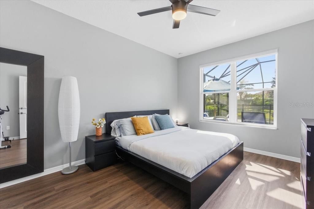 For Sale: $600,000 (4 beds, 2 baths, 1845 Square Feet)