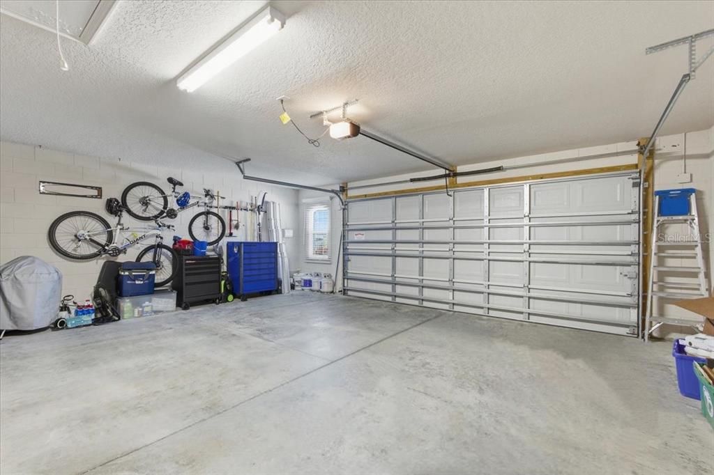 For Sale: $600,000 (4 beds, 2 baths, 1845 Square Feet)