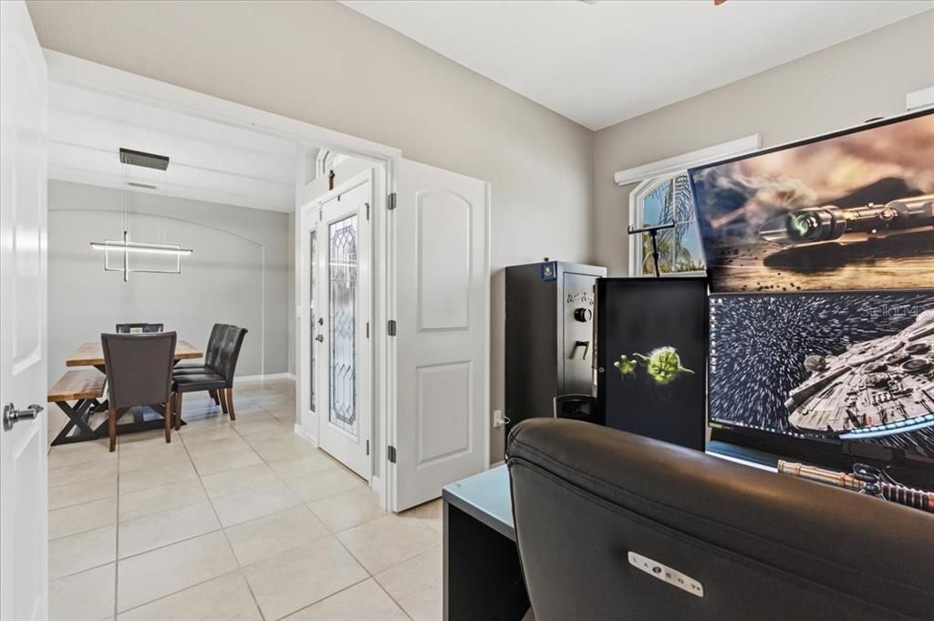 For Sale: $600,000 (4 beds, 2 baths, 1845 Square Feet)