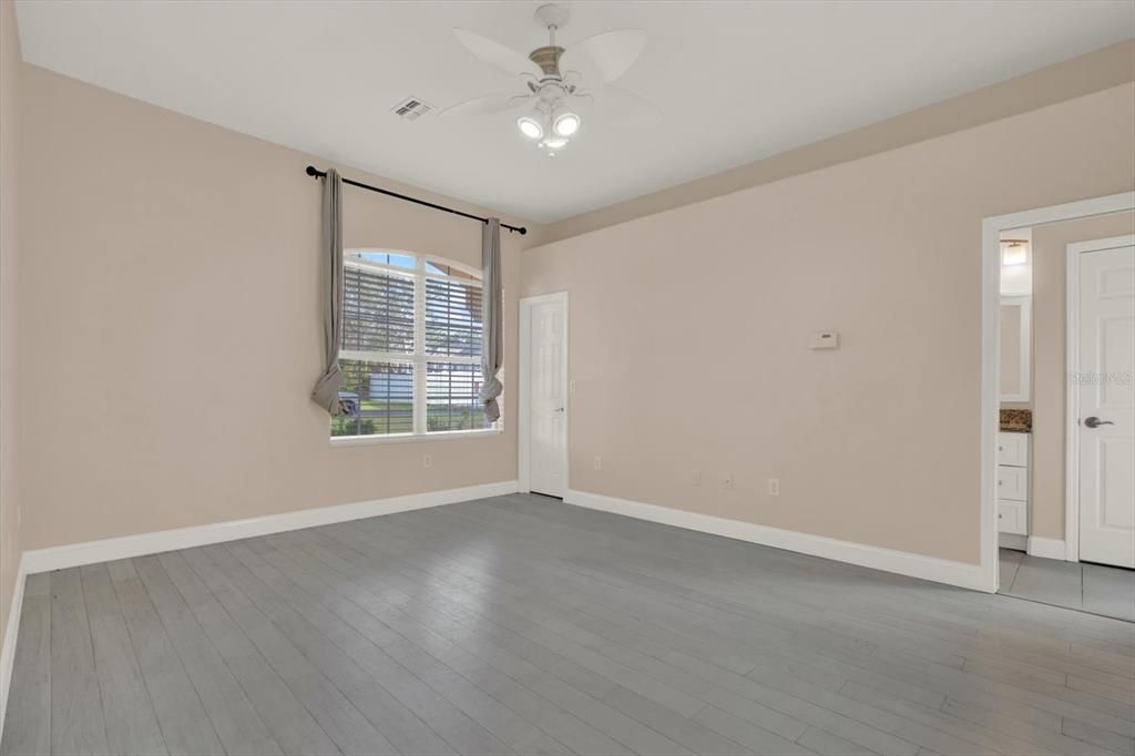 En Venta: $450,000 (3 camas, 3 baños, 2087 Pies cuadrados)