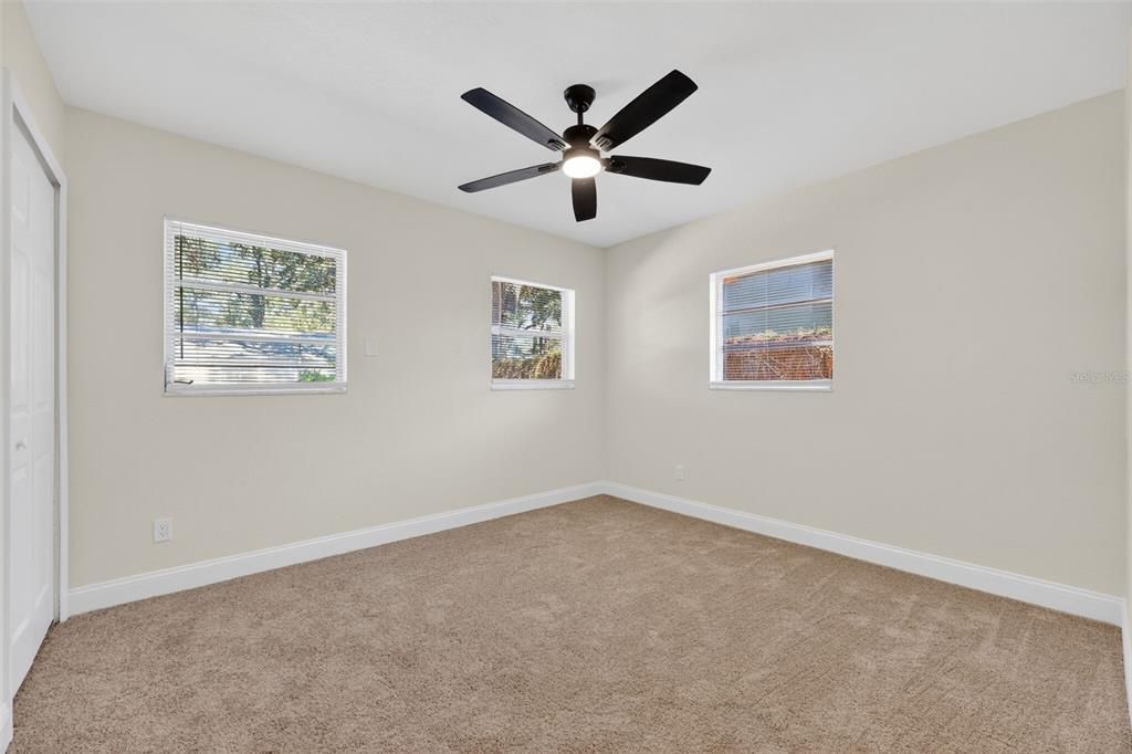 For Sale: $379,900 (3 beds, 2 baths, 1477 Square Feet)