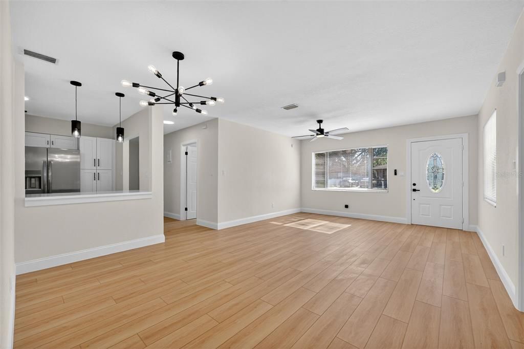 For Sale: $379,900 (3 beds, 2 baths, 1477 Square Feet)