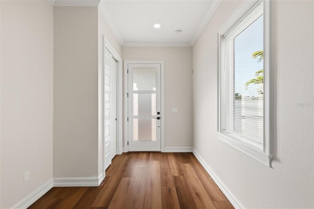 For Sale: $995,000 (3 beds, 2 baths, 2936 Square Feet)