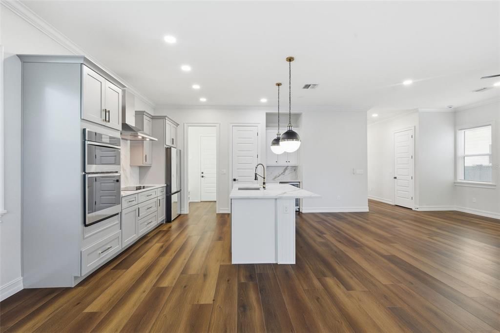 For Sale: $995,000 (3 beds, 2 baths, 2936 Square Feet)