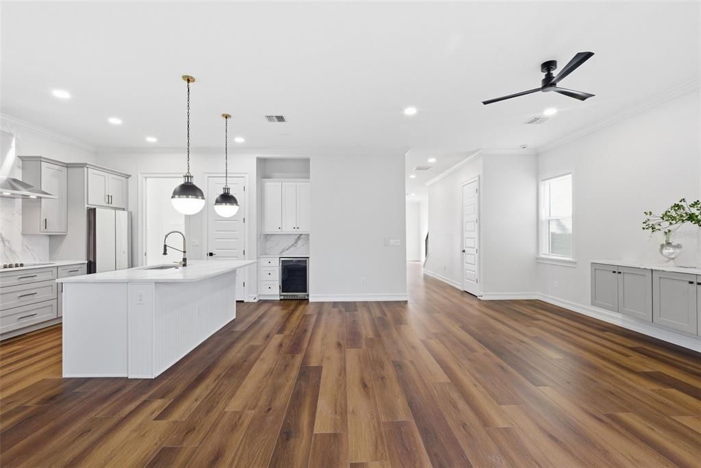 For Sale: $995,000 (3 beds, 2 baths, 2936 Square Feet)