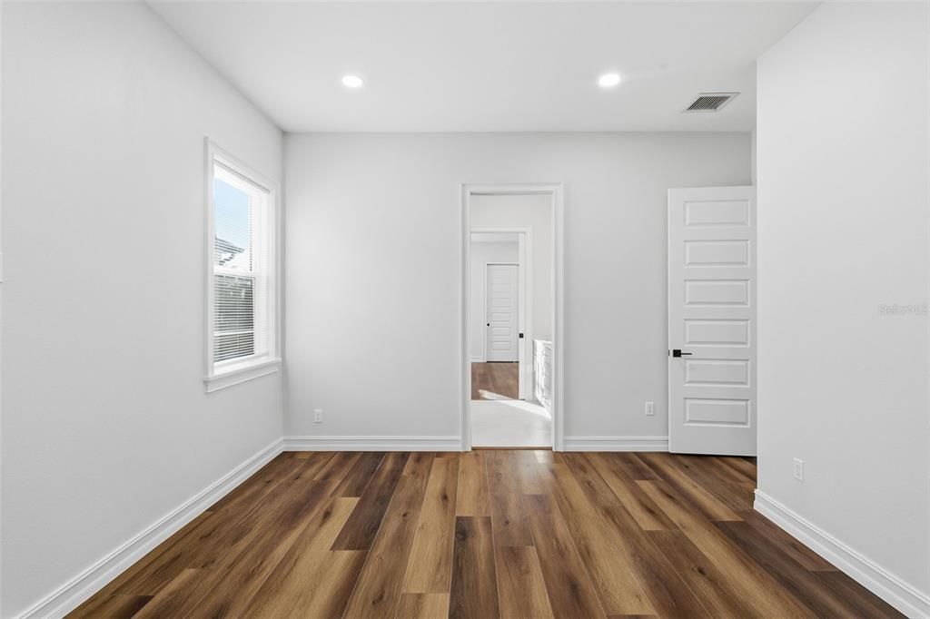 For Sale: $995,000 (3 beds, 2 baths, 2936 Square Feet)