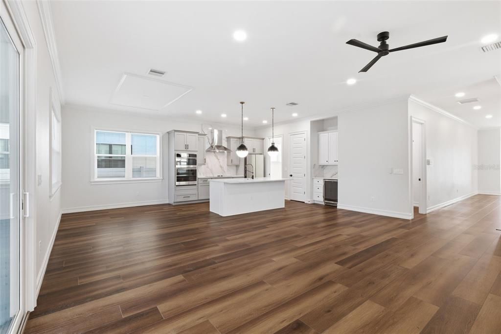 For Sale: $995,000 (3 beds, 2 baths, 2936 Square Feet)