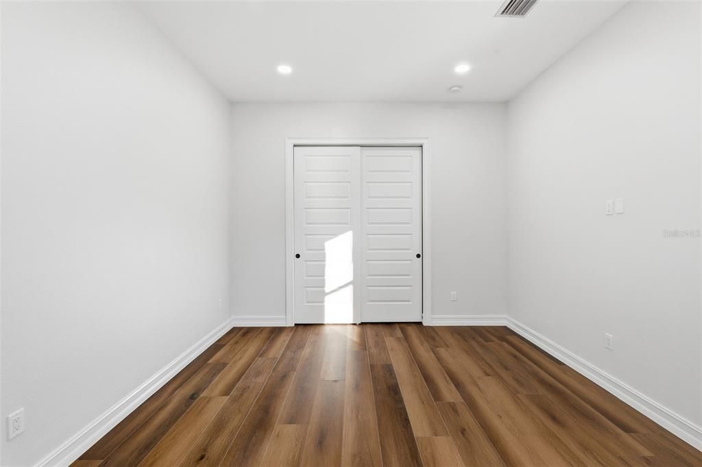 For Sale: $995,000 (3 beds, 2 baths, 2936 Square Feet)