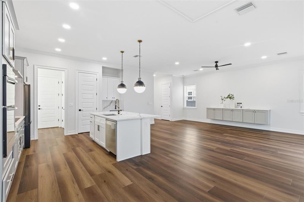 For Sale: $995,000 (3 beds, 2 baths, 2936 Square Feet)