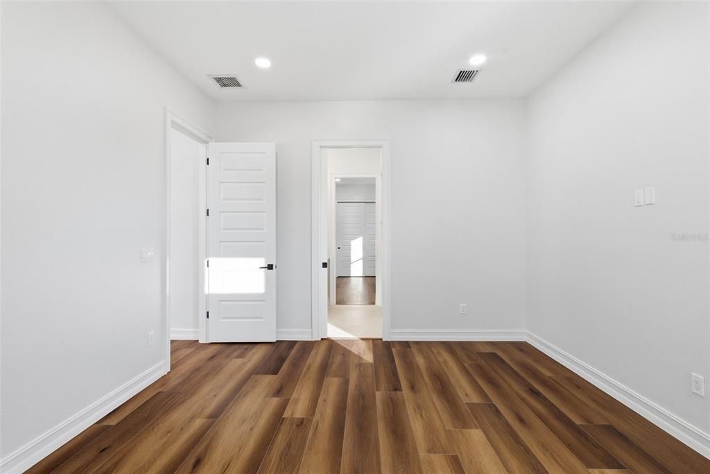 For Sale: $995,000 (3 beds, 2 baths, 2936 Square Feet)