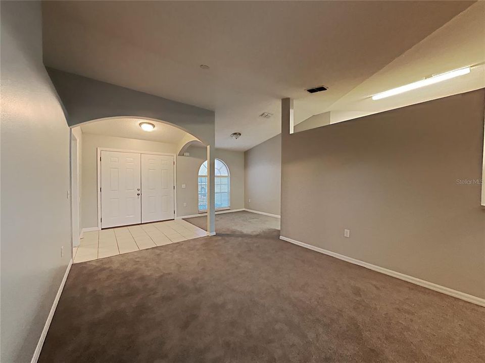 For Sale: $365,000 (4 beds, 2 baths, 1802 Square Feet)