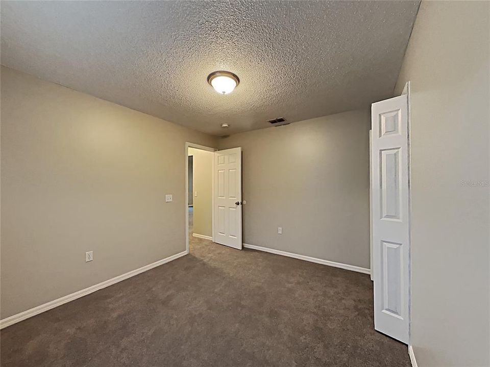 For Sale: $365,000 (4 beds, 2 baths, 1802 Square Feet)