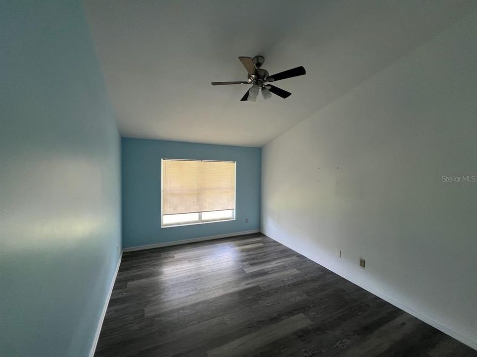 For Sale: $259,900 (3 beds, 2 baths, 1372 Square Feet)