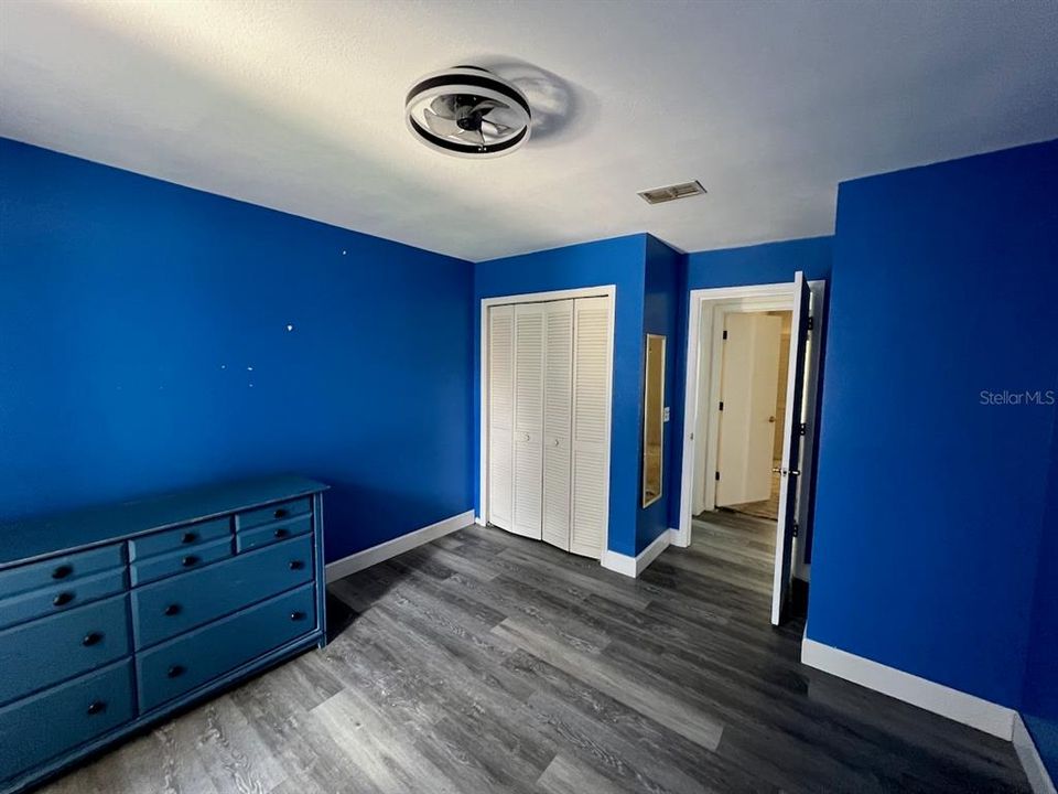 For Sale: $259,900 (3 beds, 2 baths, 1372 Square Feet)