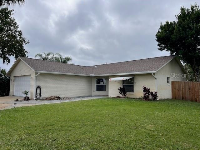 For Sale: $259,900 (3 beds, 2 baths, 1372 Square Feet)