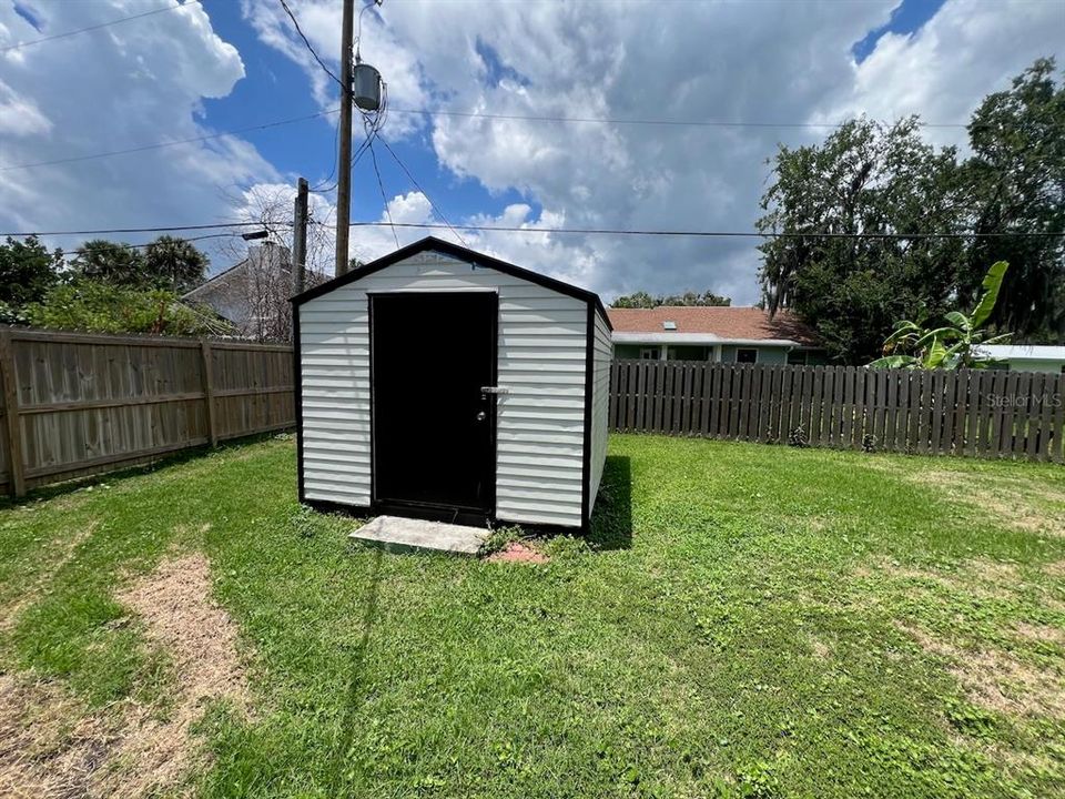 For Sale: $259,900 (3 beds, 2 baths, 1372 Square Feet)