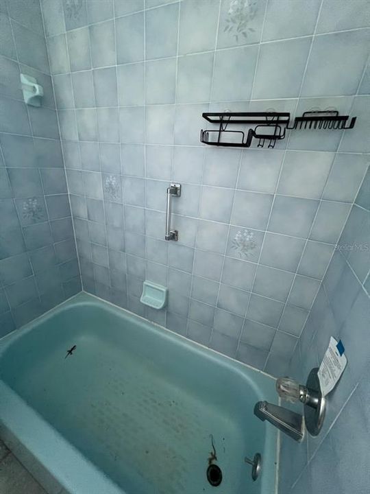For Sale: $259,900 (3 beds, 2 baths, 1372 Square Feet)