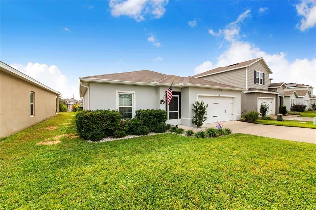 For Sale: $335,000 (4 beds, 2 baths, 1703 Square Feet)