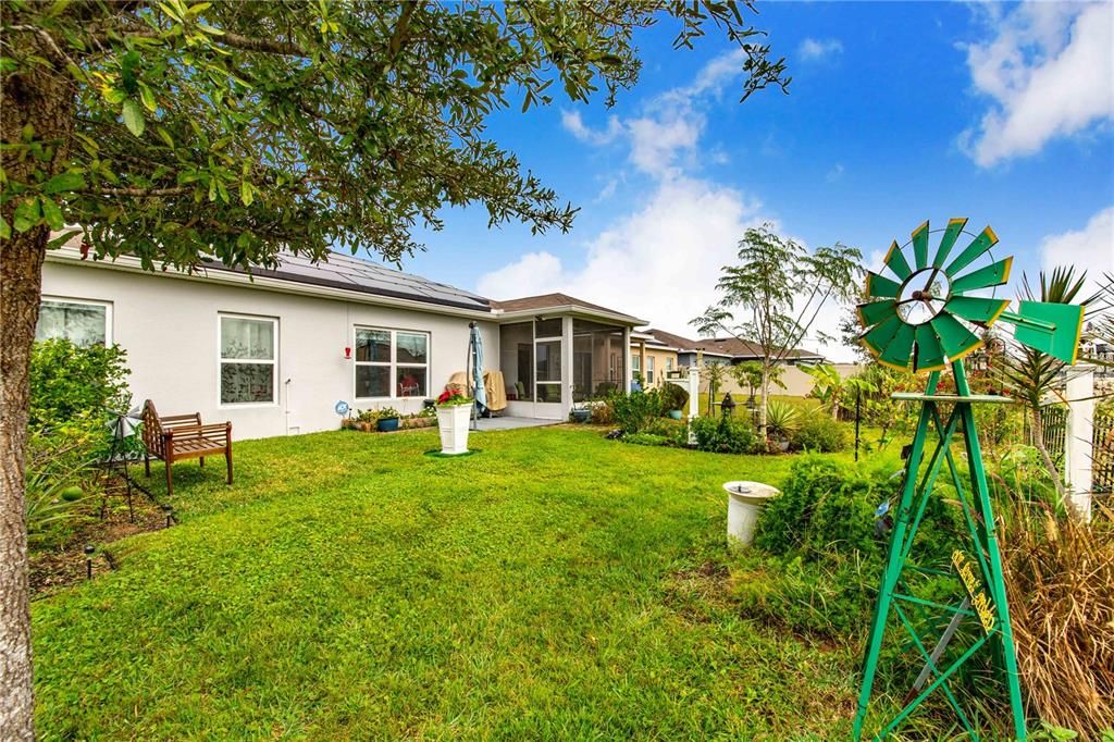 For Sale: $335,000 (4 beds, 2 baths, 1703 Square Feet)