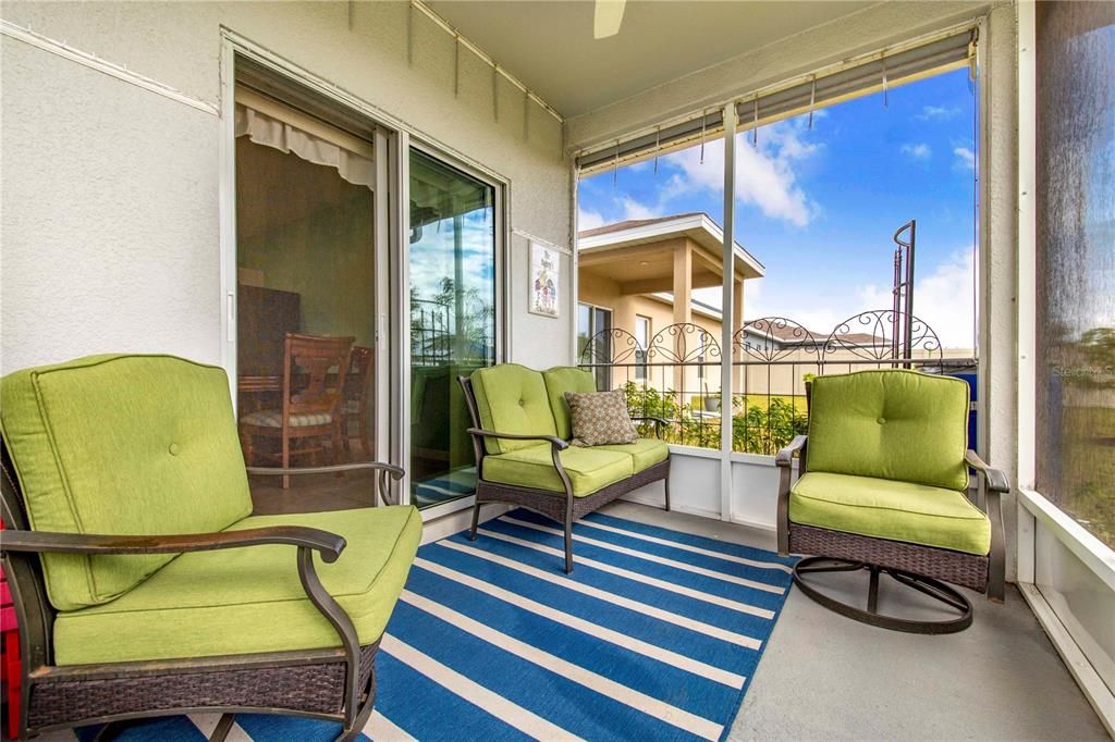 For Sale: $335,000 (4 beds, 2 baths, 1703 Square Feet)