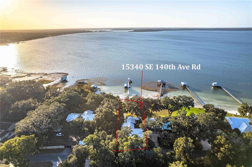 For Sale: $849,900 (4 beds, 2 baths, 2005 Square Feet)