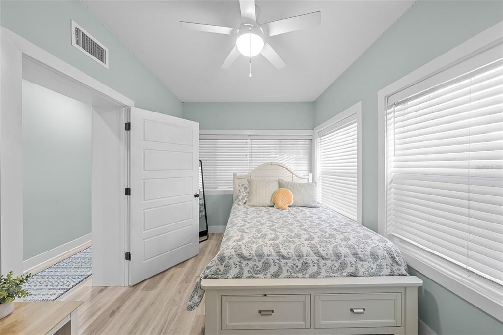 For Sale: $849,900 (4 beds, 2 baths, 2005 Square Feet)