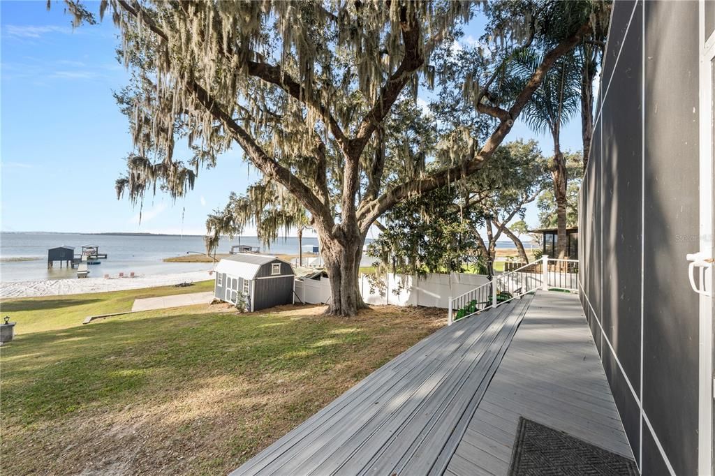 For Sale: $849,900 (4 beds, 2 baths, 2005 Square Feet)