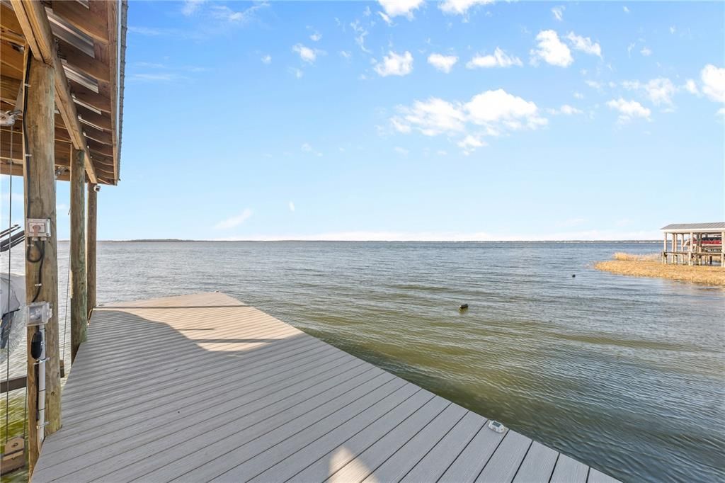 For Sale: $849,900 (4 beds, 2 baths, 2005 Square Feet)