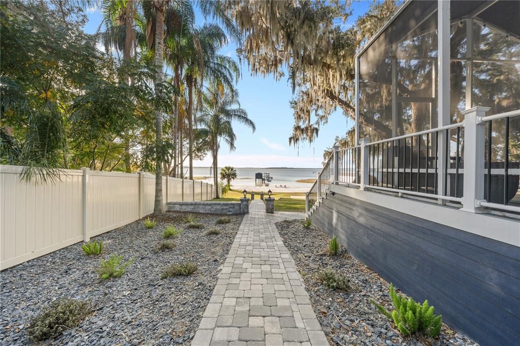 For Sale: $849,900 (4 beds, 2 baths, 2005 Square Feet)